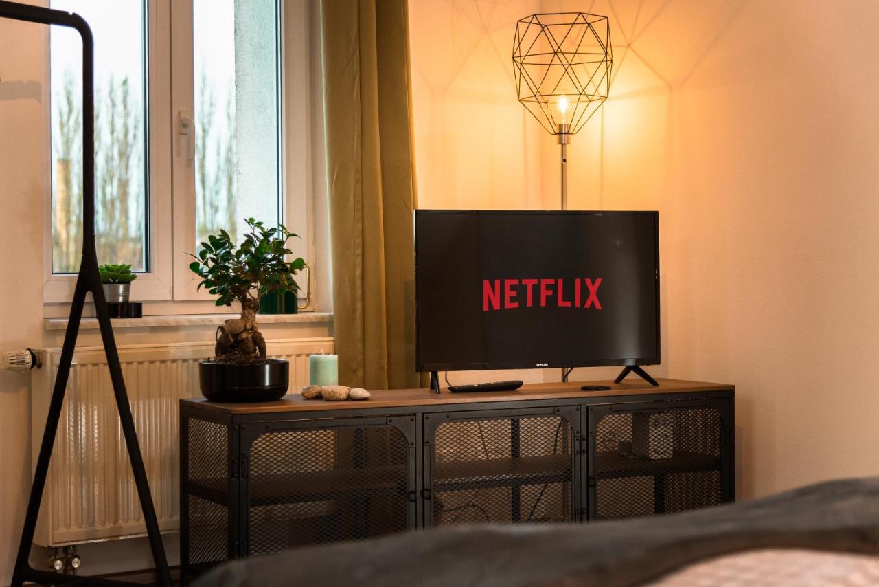 Industriecharme Apartment - Nespresso, Netflix, Wifi, Zentral, Messe Chemnitz Exterior foto